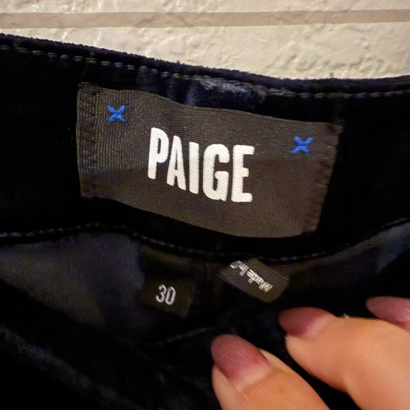 PAIGE Cindy Navy Blue Twisted seams and slit straight leg Velvet pants - Picture 4 of 9